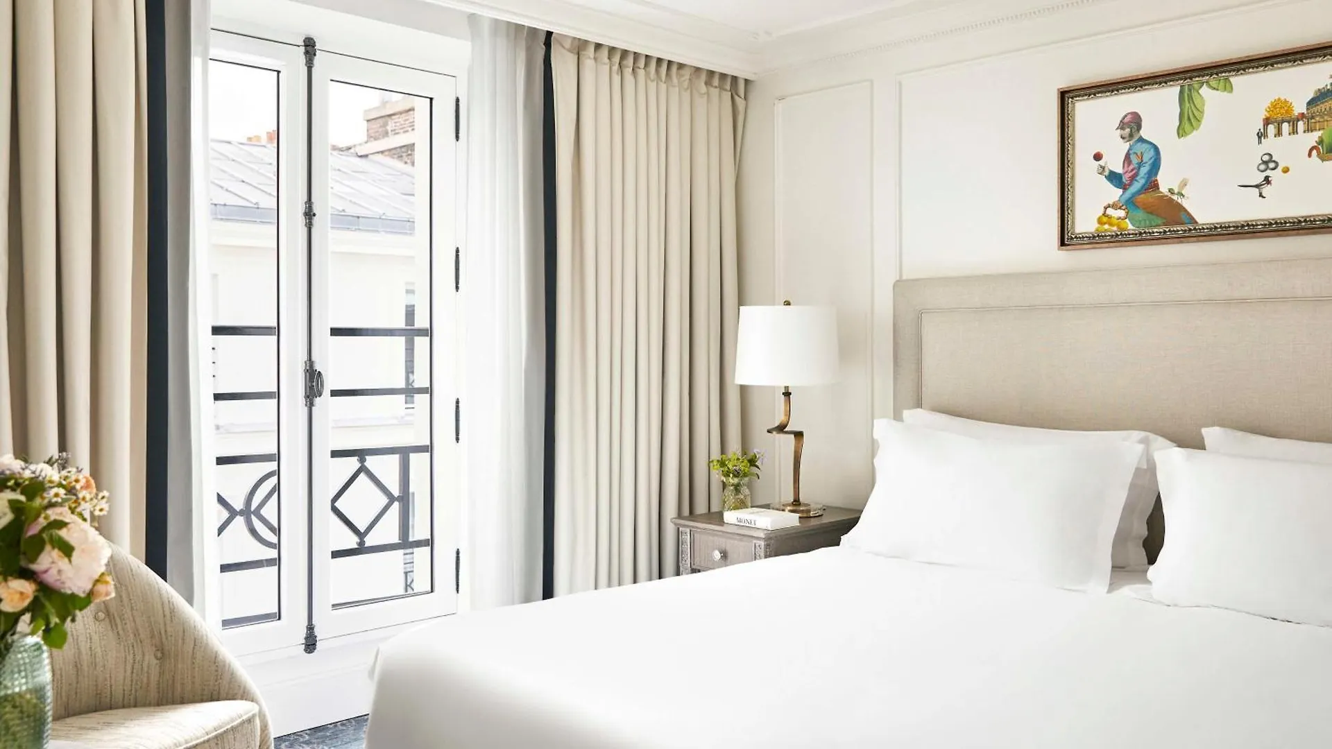 Du Louvre, In The Unbound Collection By Hyatt